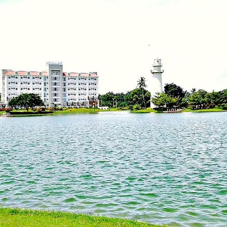 Sotogrande Iloilo Hotel Exterior photo