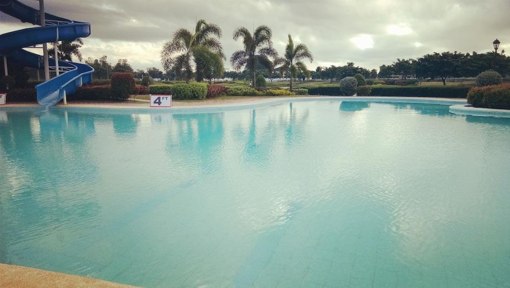 Sotogrande Iloilo Hotel Exterior photo