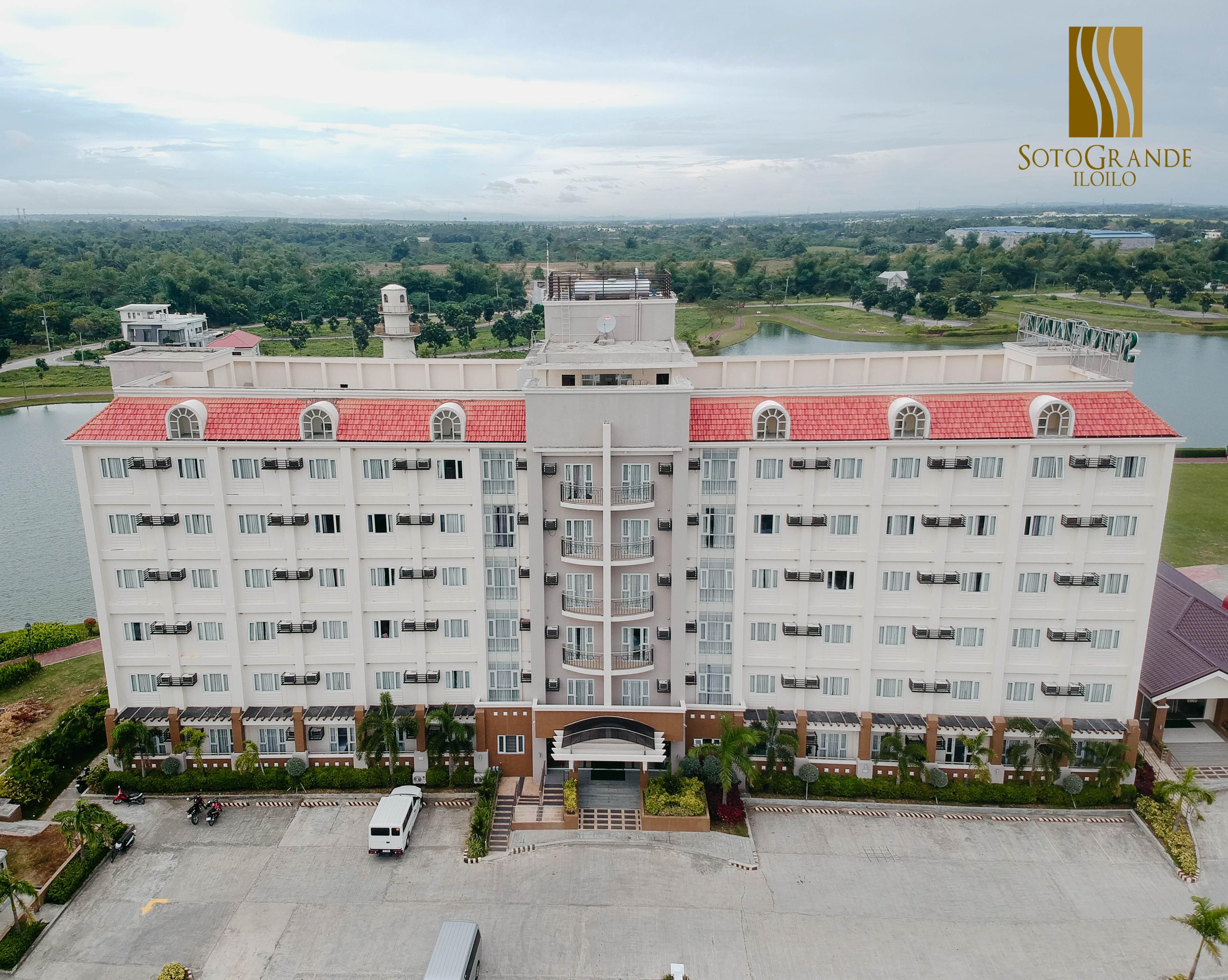 Sotogrande Iloilo Hotel Exterior photo