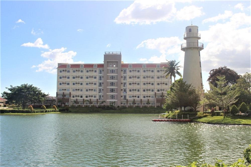 Sotogrande Iloilo Hotel Exterior photo